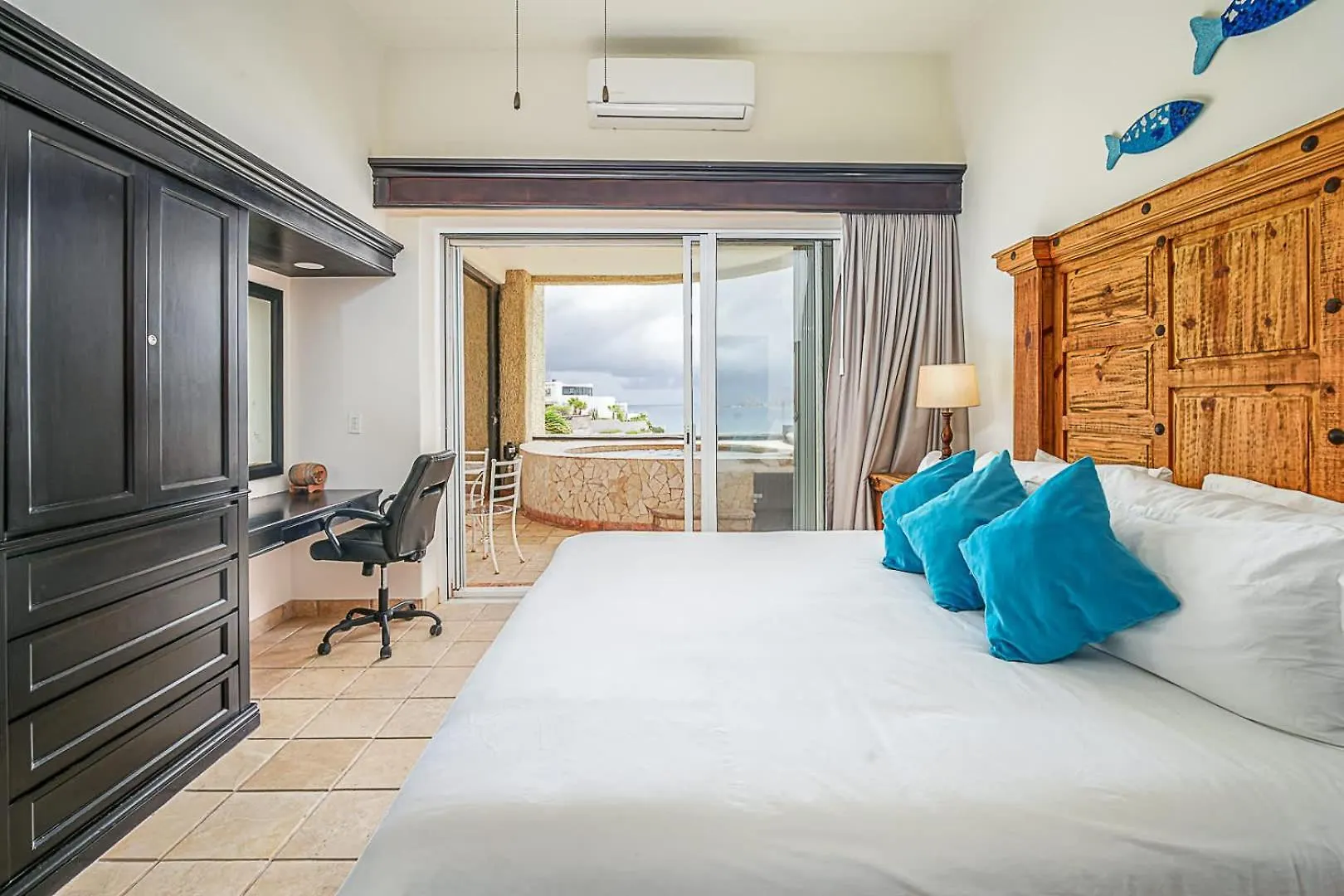 Apartamento Stunning 2 Bedroom With Ocean Views & Jacuzzi By The Beach Cabo San Lucas